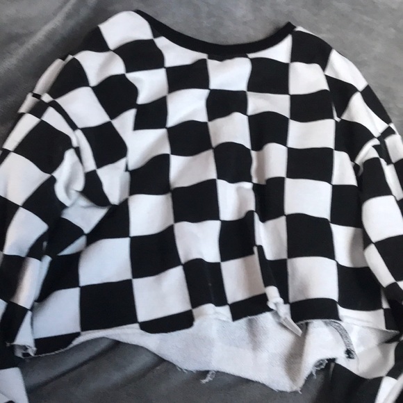 Checkered crew neck crop top - Picture 1 of 3
